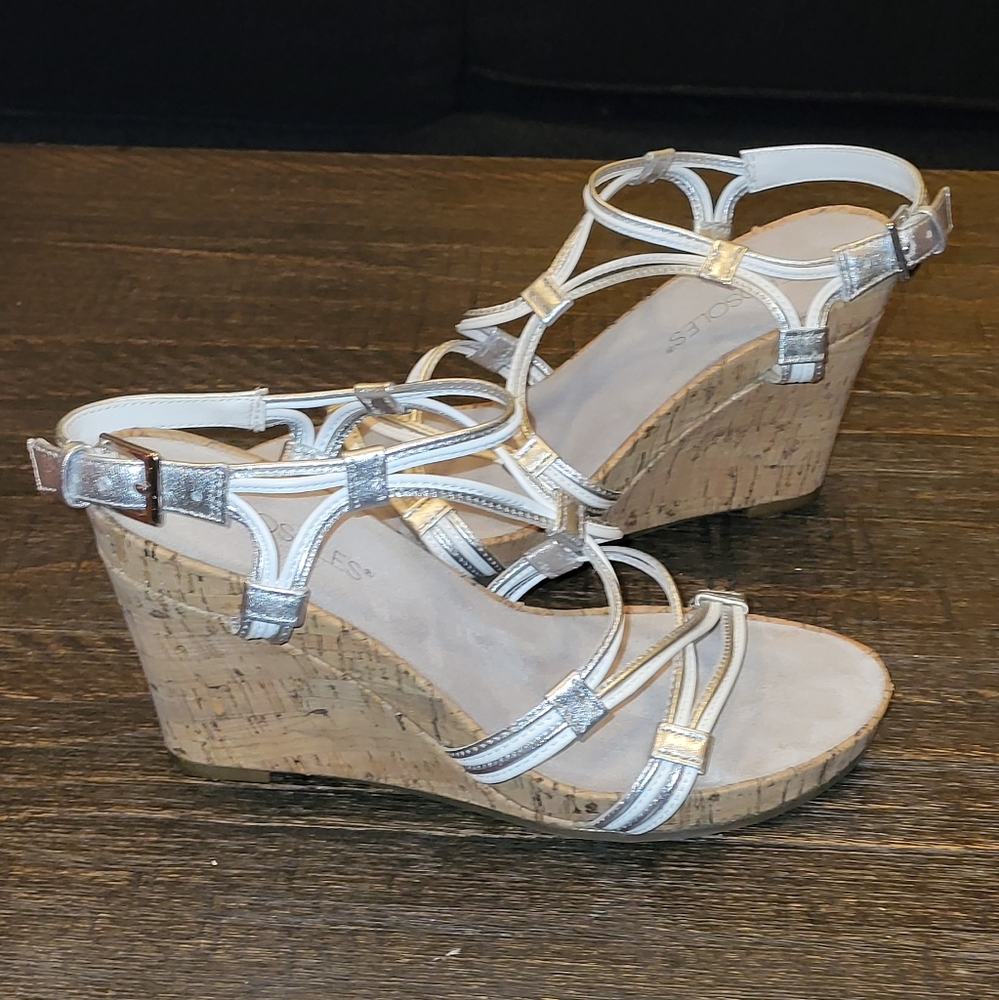 Aerosoles wedge sandals SZ 8